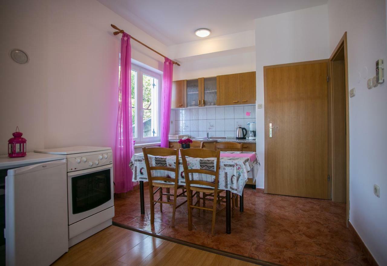 Apartments Katica Сень Екстер'єр фото