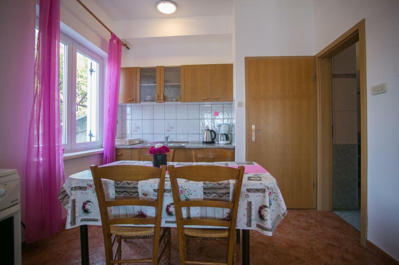 Apartments Katica Сень Екстер'єр фото