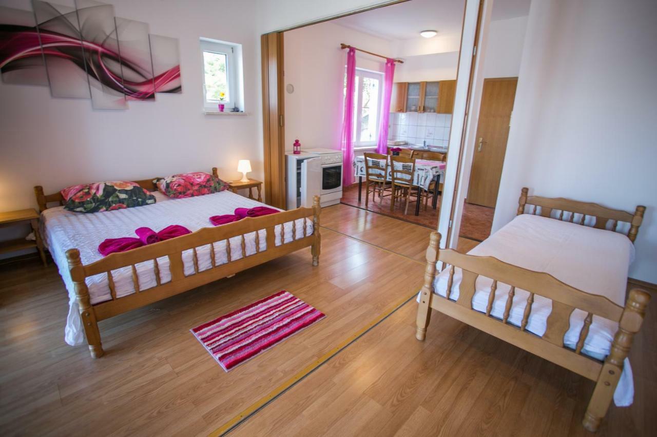 Apartments Katica Сень Екстер'єр фото