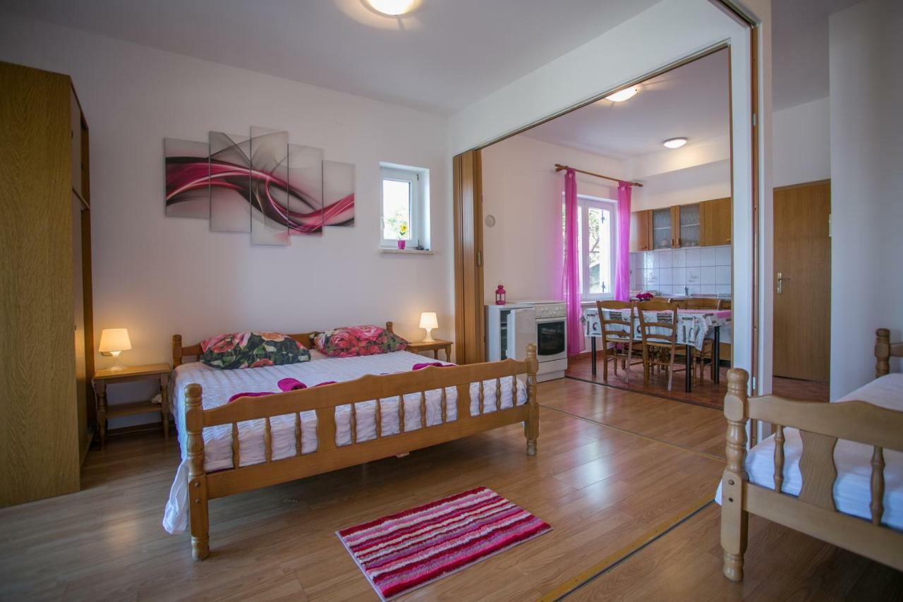 Apartments Katica Сень Екстер'єр фото