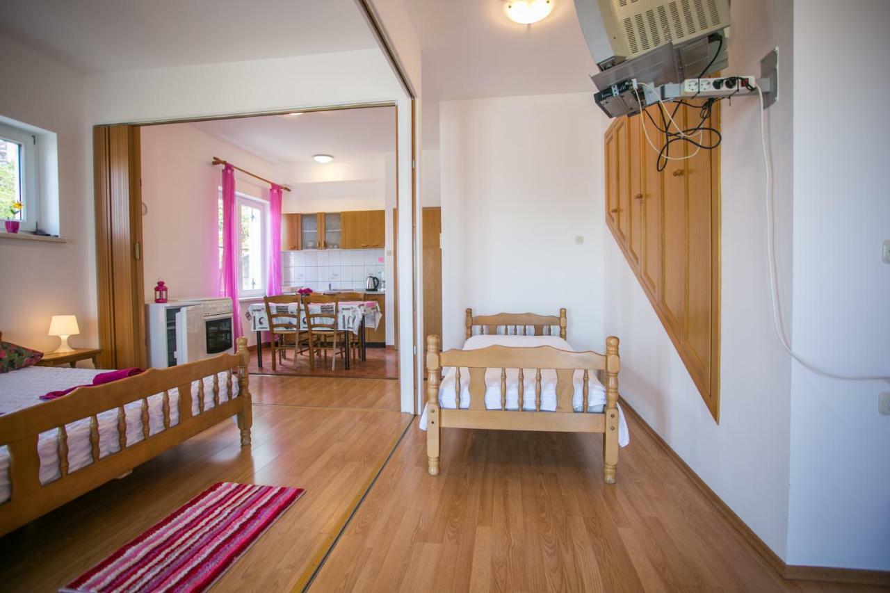 Apartments Katica Сень Екстер'єр фото